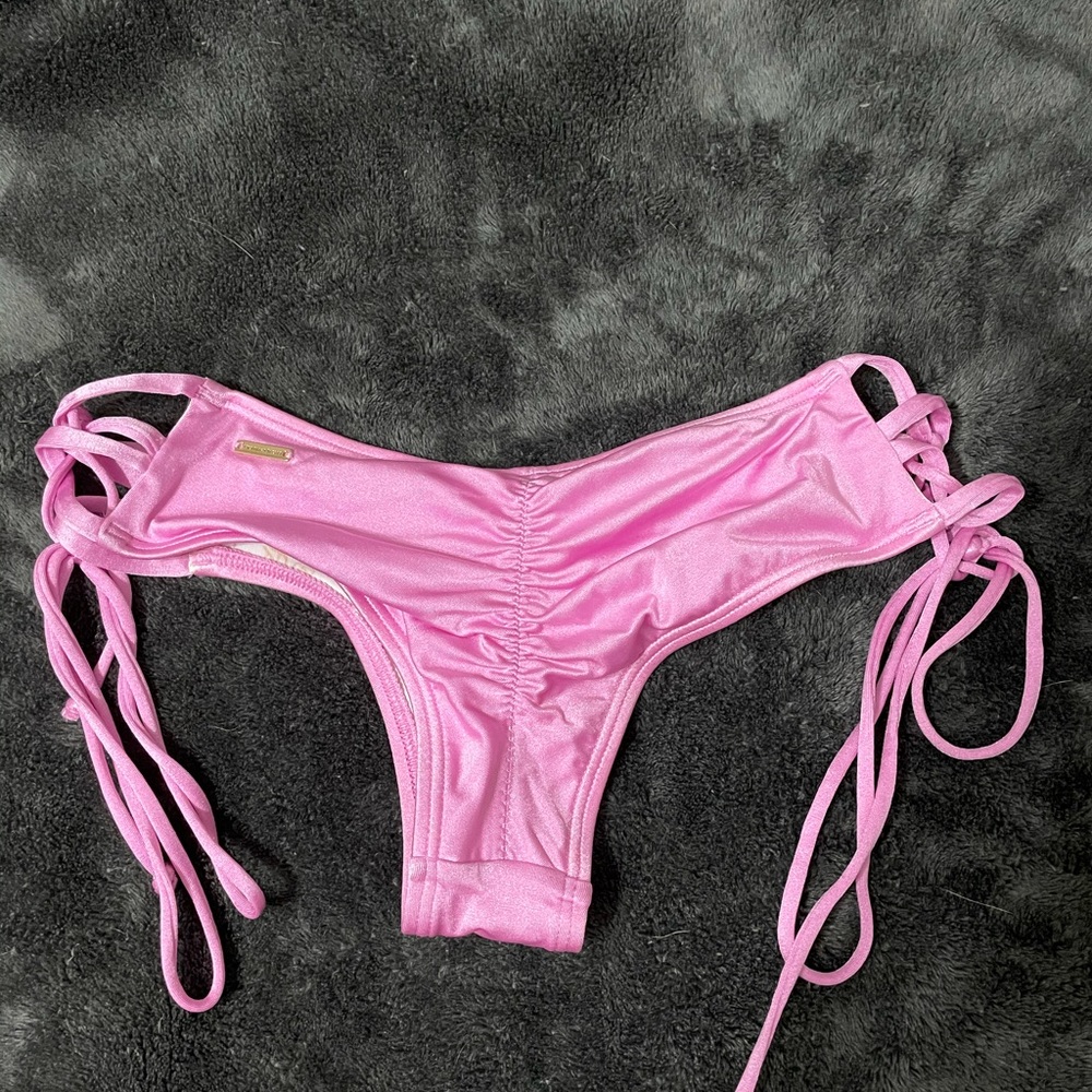 Bathing suit bottoms